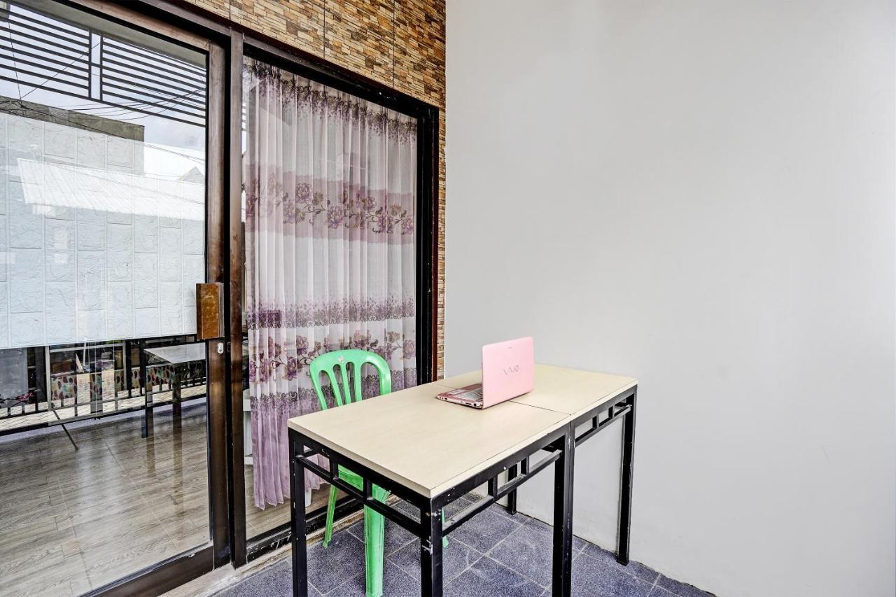 Oyo 92435 Sunlo Cozy Home Family Homestay Syariah 수라바야 외부 사진