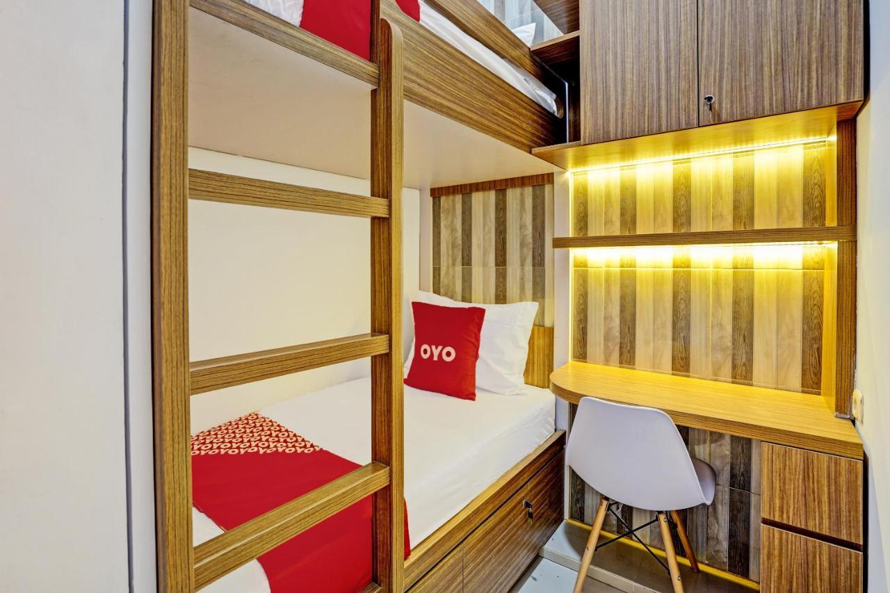 Oyo 92435 Sunlo Cozy Home Family Homestay Syariah 수라바야 외부 사진